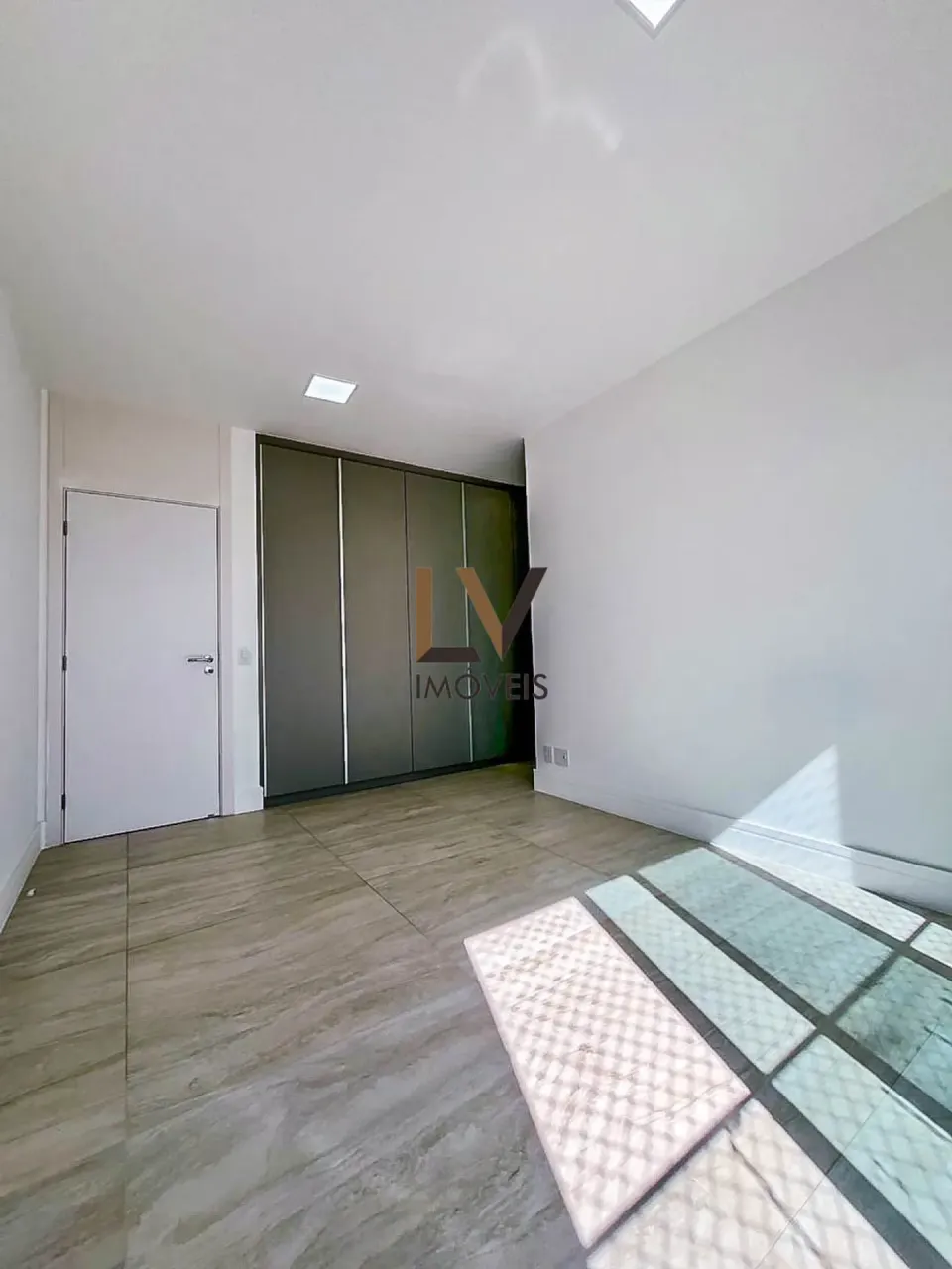 Apartamento mobiliado com 4 quartos e cozinha americana — photo 9