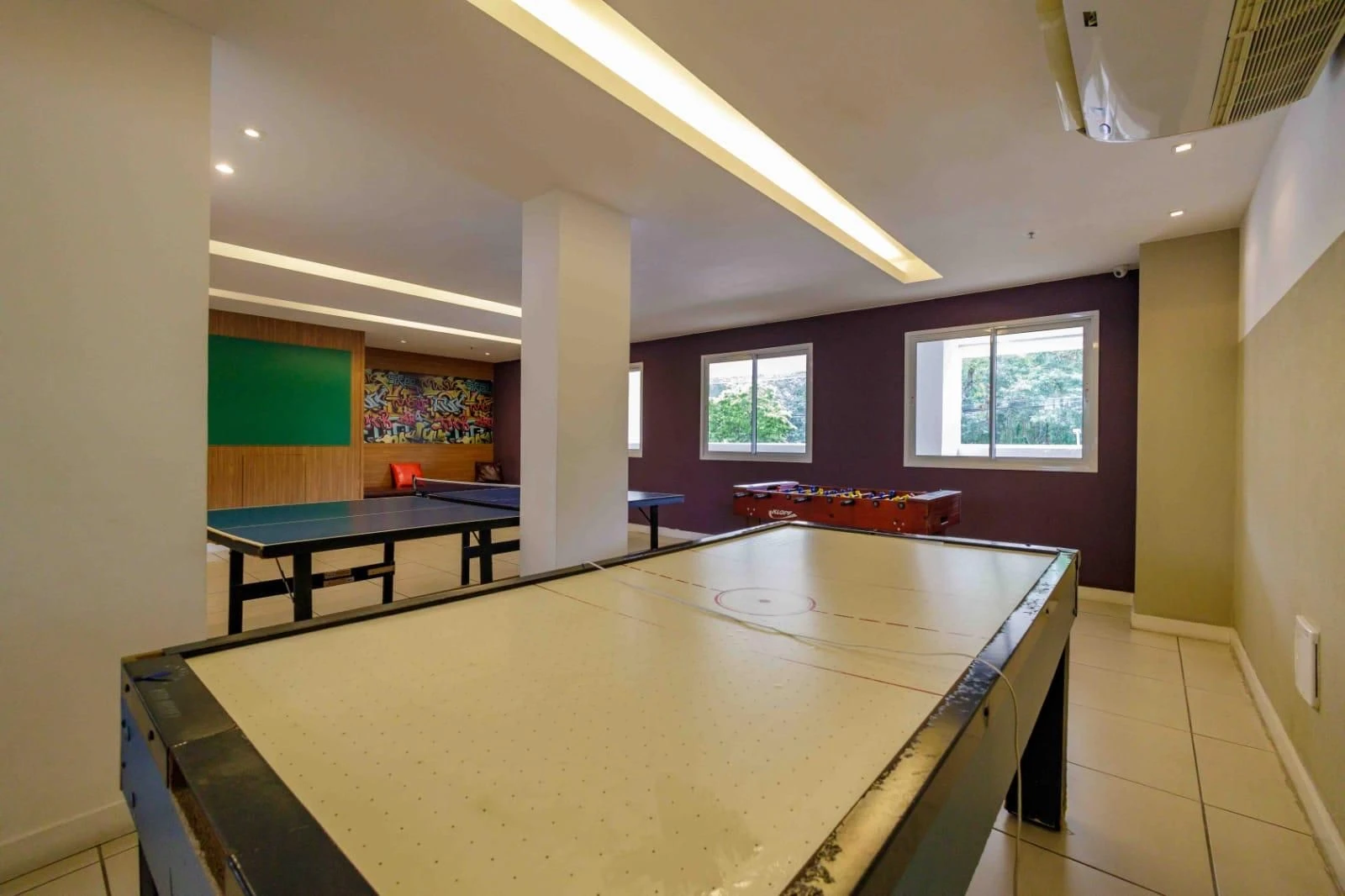 Apartment, 133 m², with a glass-enclosed balcony — photo 54