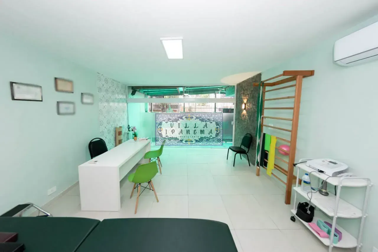 House with 5 bedrooms and a separate closed kitchen — photo 7