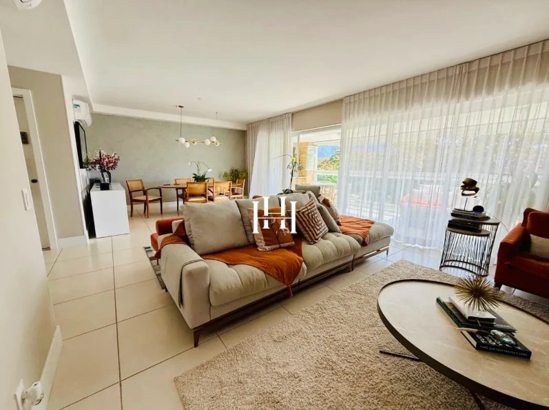 4 en-suite apartment with 227 m² and a balcony — photo 5