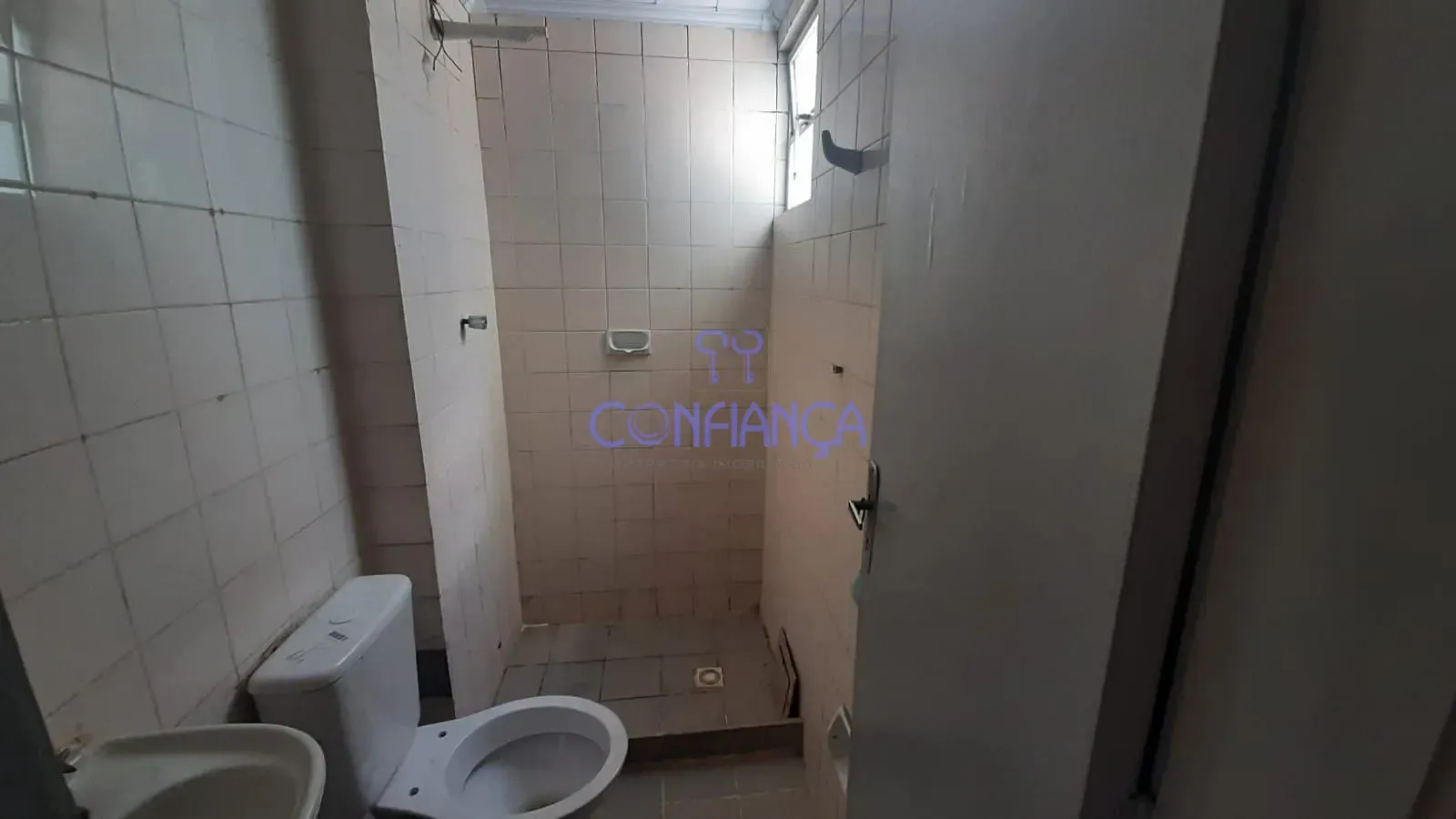 Unfurnished 2-bedroom apartment with 1 bath on the 103rd — photo 8
