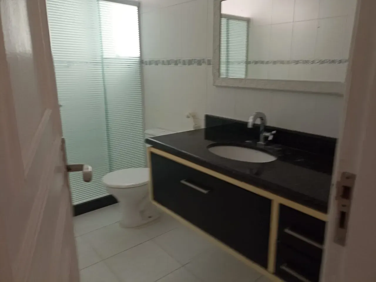 Casa com 4 quartos e 4 banheiros e cozinha a gás — photo 37