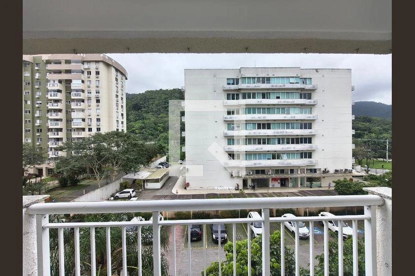 Furnished 2-bedroom apartment with a balcony — photo 2