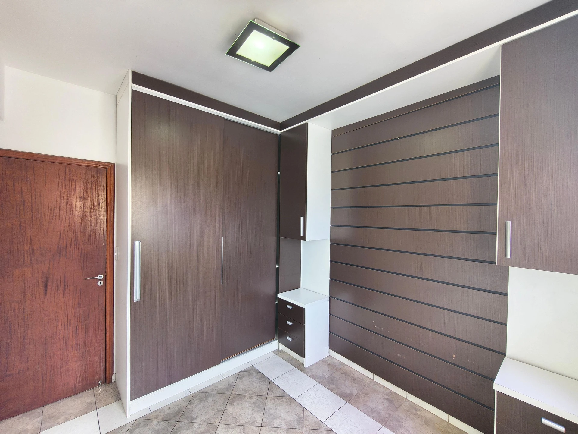 Apartamento para alugar com 2 quartos e 2 banheiros — photo 13
