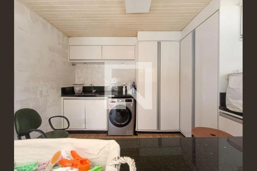 Casa mobiliada com 5 quartos e 5 banheiros, 500 m² — photo 22