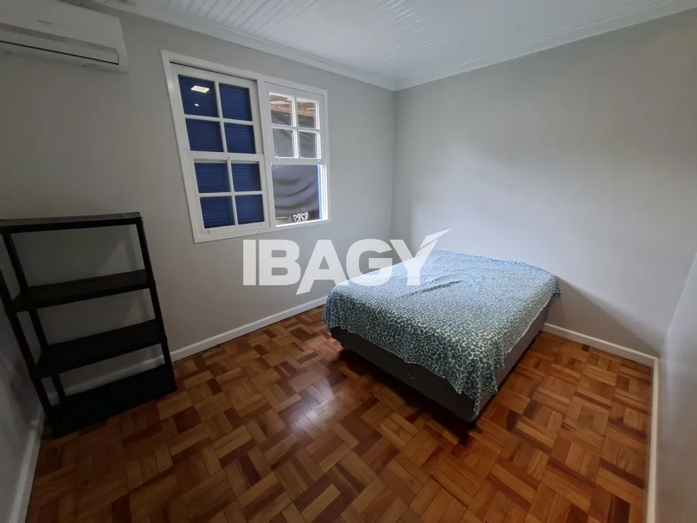 House with 3 bedrooms and open-plan gas kitchen — photo 5