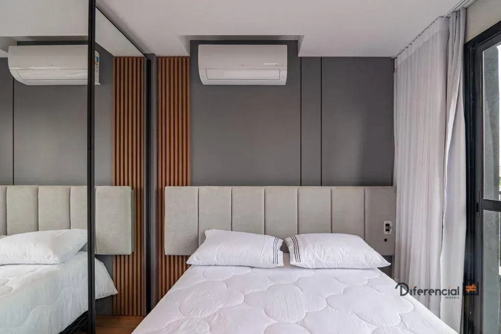 Furnished studio with 1 bedroom and a private BBQ — photo 9