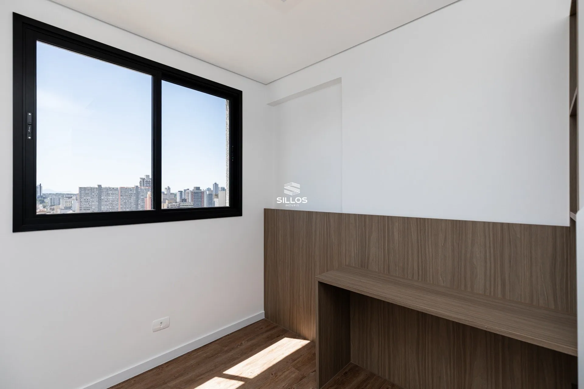 Home office in a 2-bedroom apartment, 51 m² — photo 3