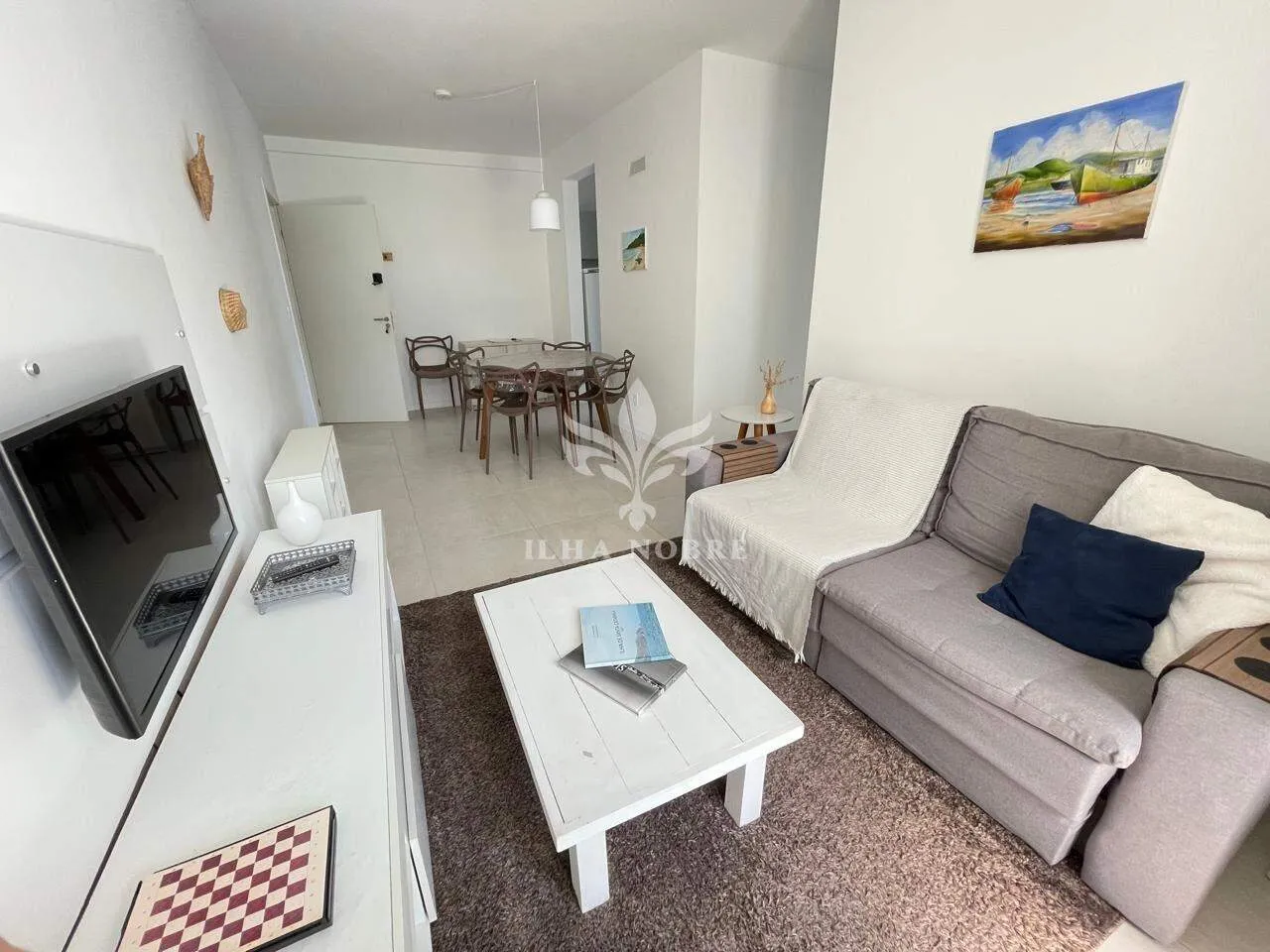 Furnished 3-bedroom apartment with 1 suite and balcony — photo 15