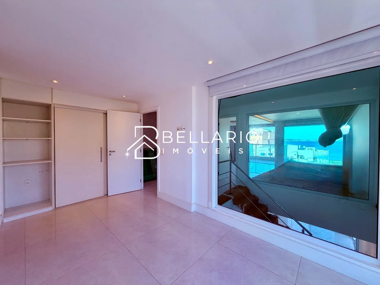 Unfurnished apartment with 3 bedrooms and 4 bathrooms — photo 28