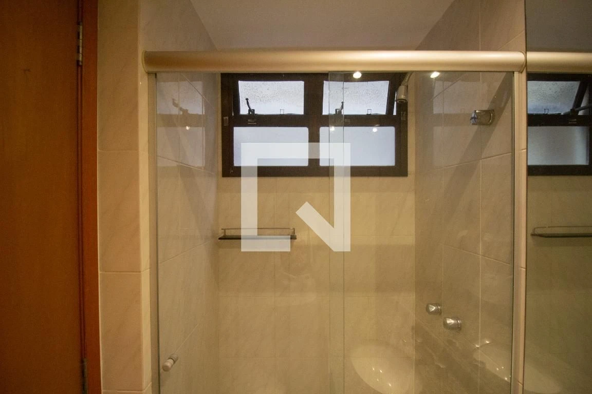 Apartamento com 4 suítes e varanda envidraçada — photo 29