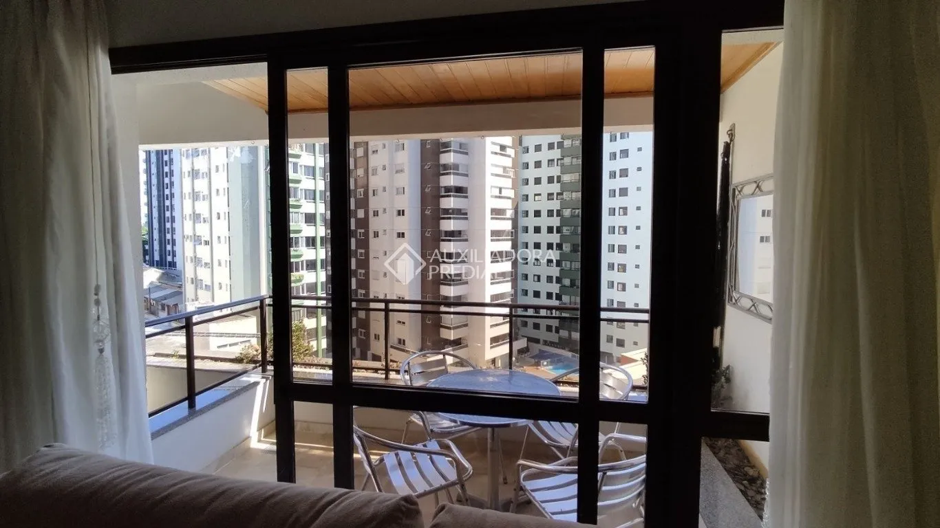Apartamento amueblado de 4 dormitorios, 296 m², 3 plazas — photo 5