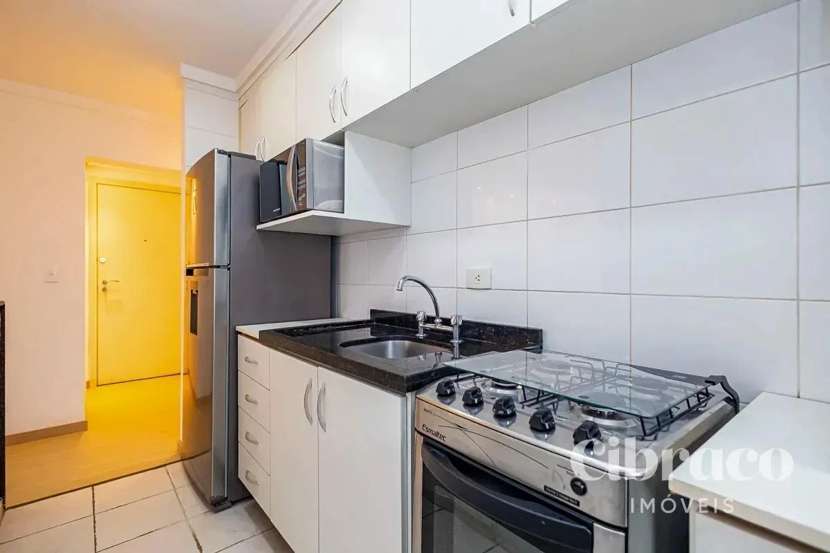One-bedroom apartment with a washing machine in Curitiba — photo 5
