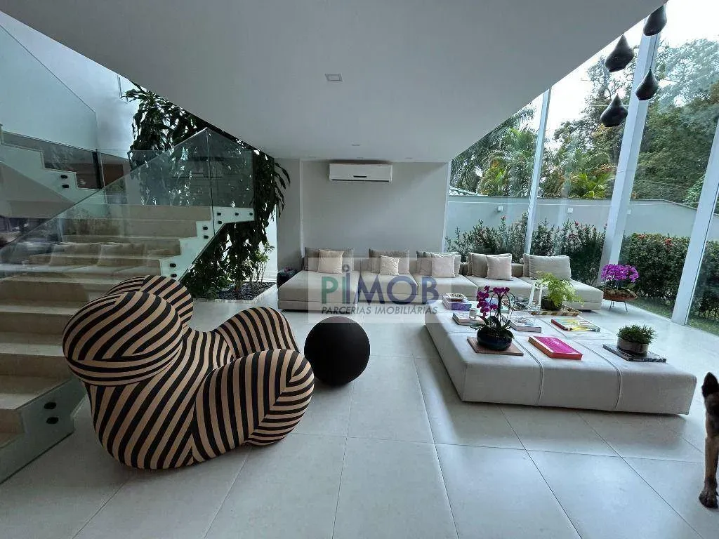 Casa mobiliada com 3 quartos e 5 banheiros, 550 m² — photo 6