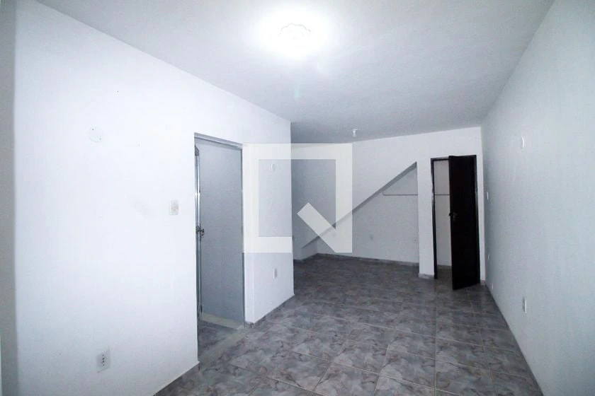 Casa com 3 quartos em 200 m² e 4 banheiros — photo 2