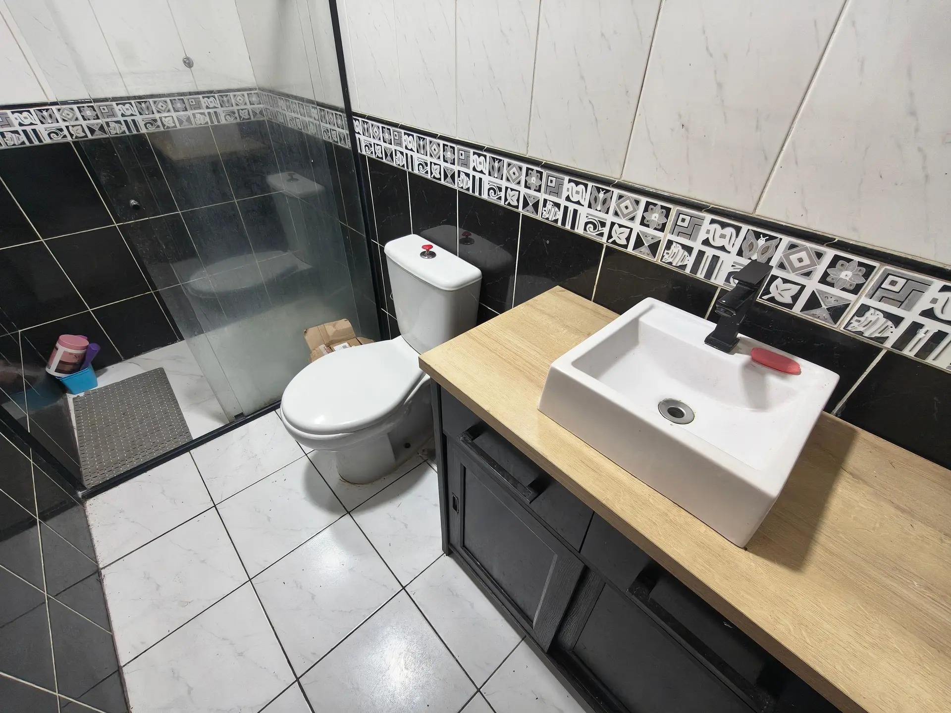 3-bedroom house with a walk-in closet in Rio de Janeiro — photo 28