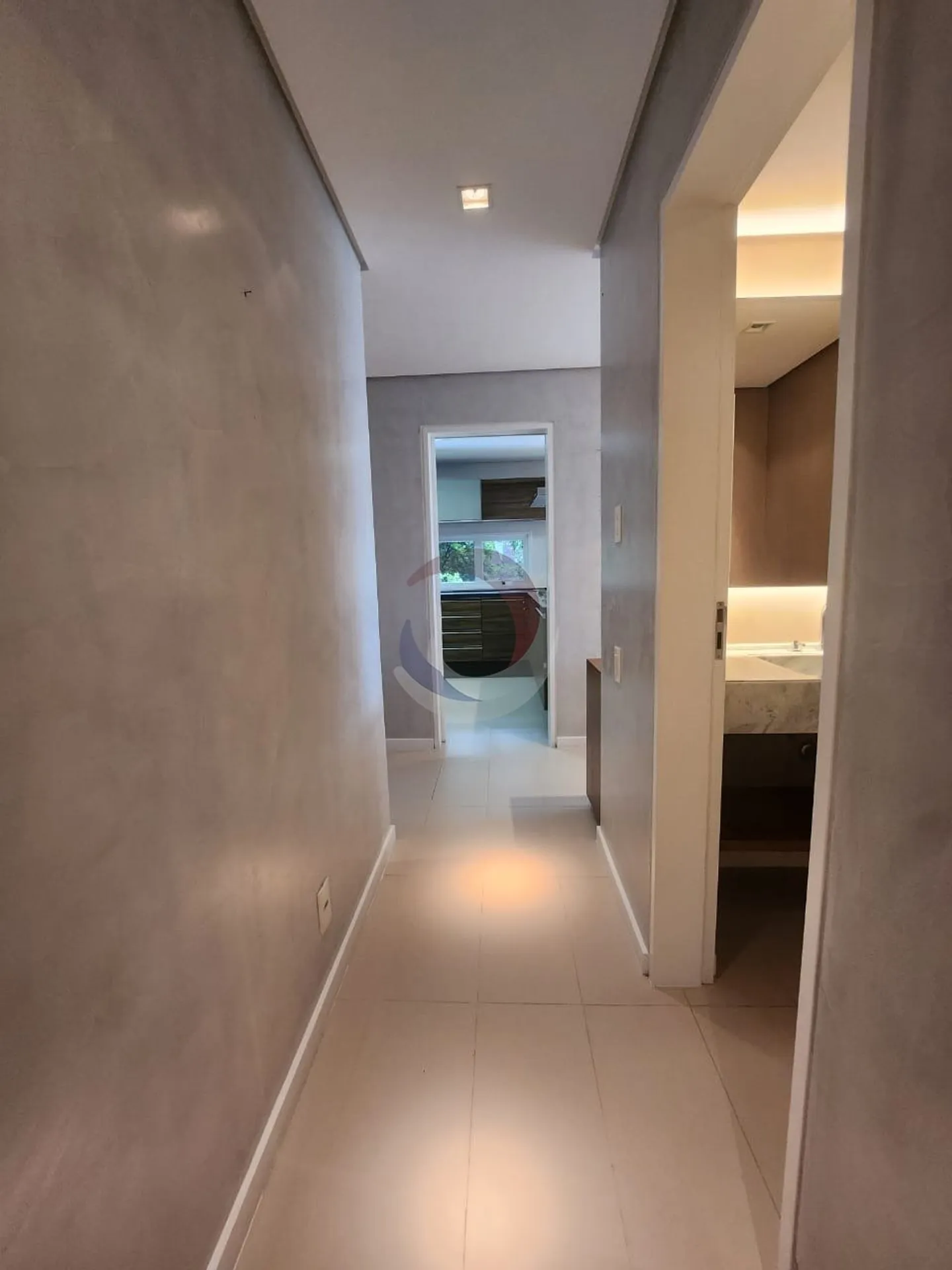 Furnished apartment, 237 m², with floor-to-ceiling windows — photo 38