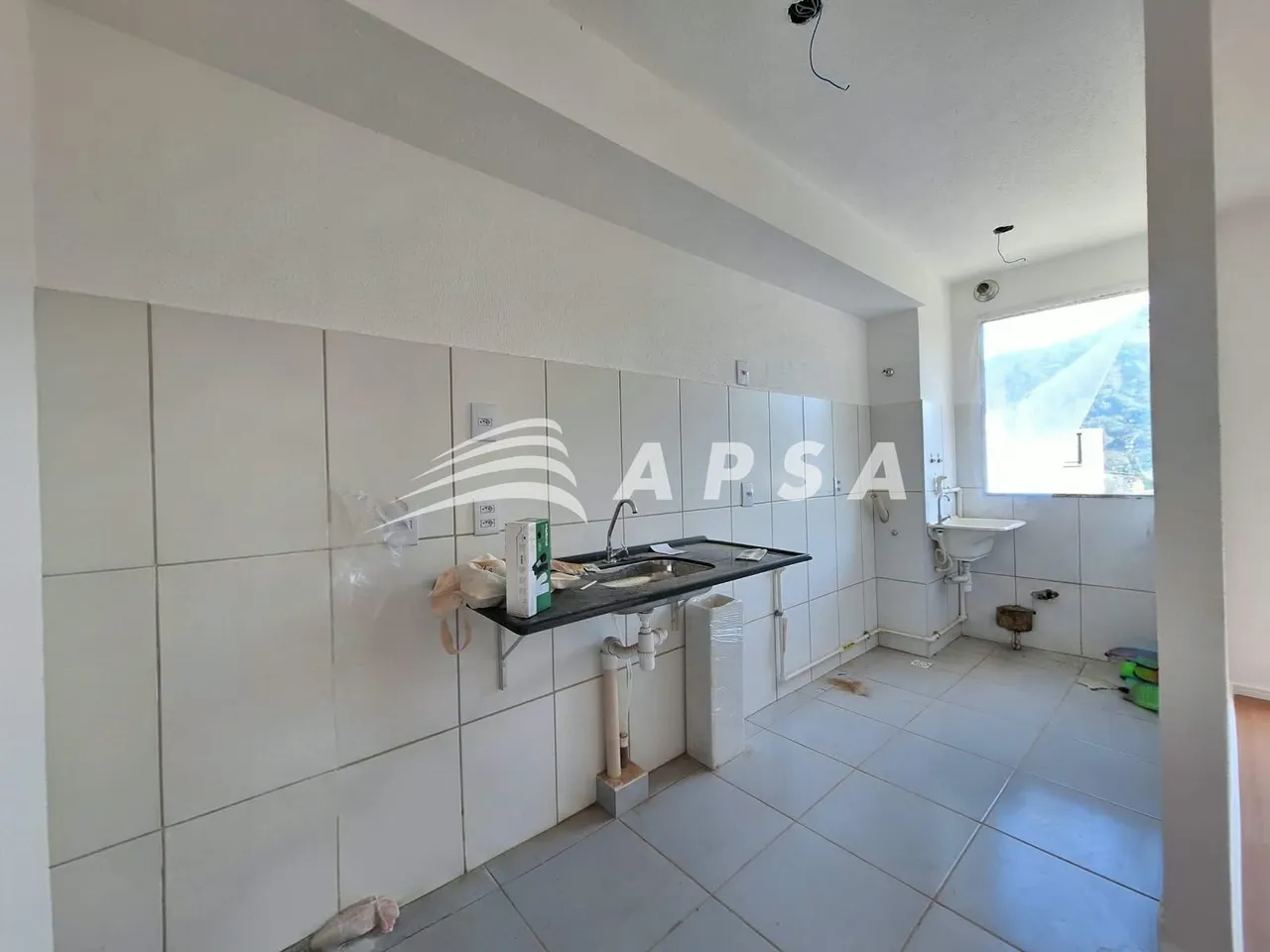 Apartamento sem mobília com 2 quartos e varanda — photo 16
