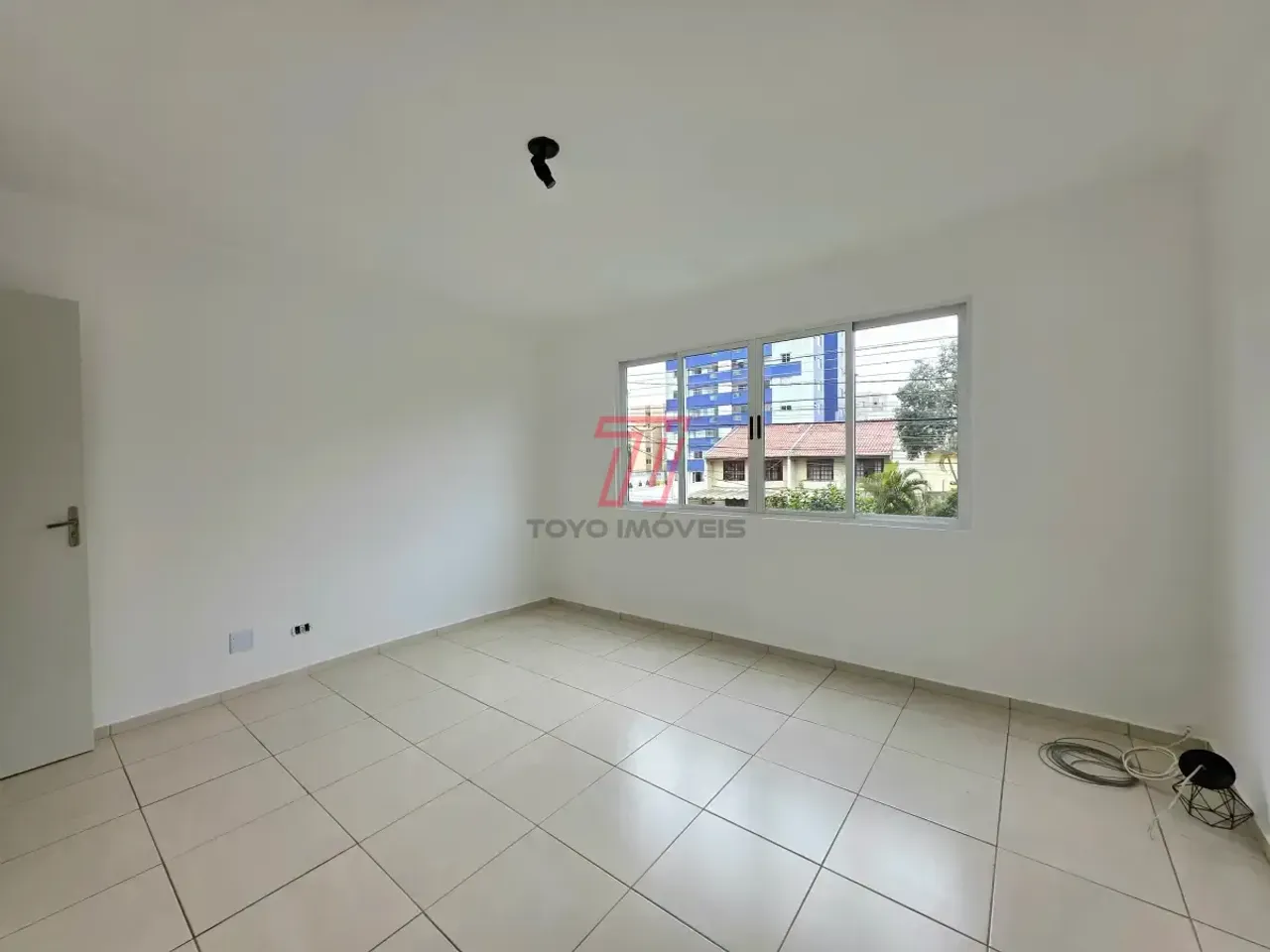Apartamento de 3 dormitorios con 1 plaza en 1er piso — photo 7