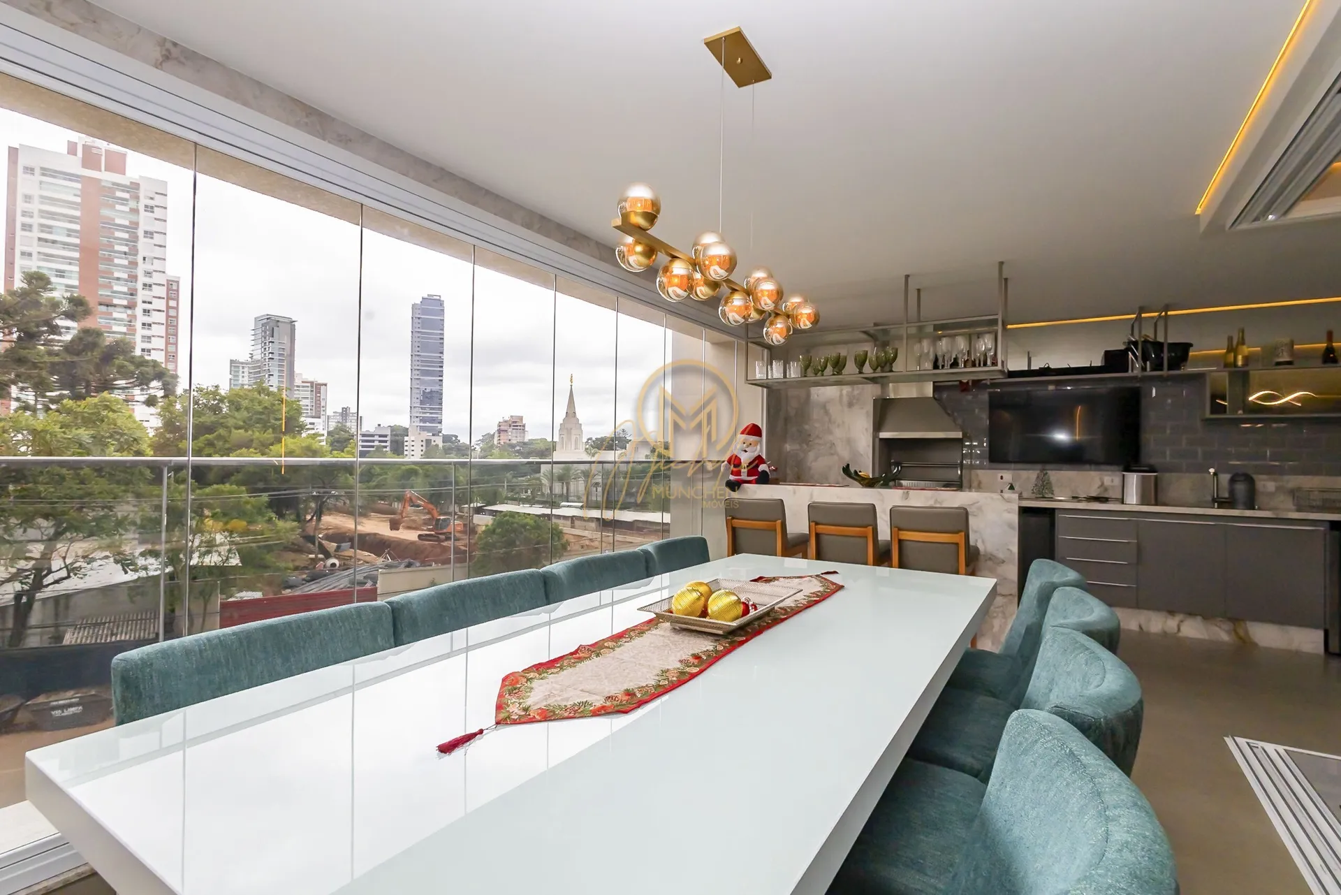Furnished 462 m² apartment with 4 en-suite rooms — photo 118