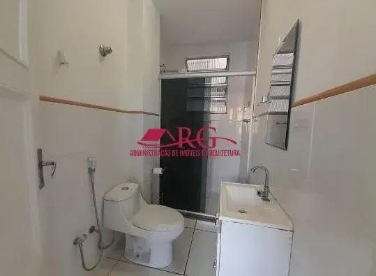 Apartment with 2 bedrooms and a fitted kitchen — photo 22