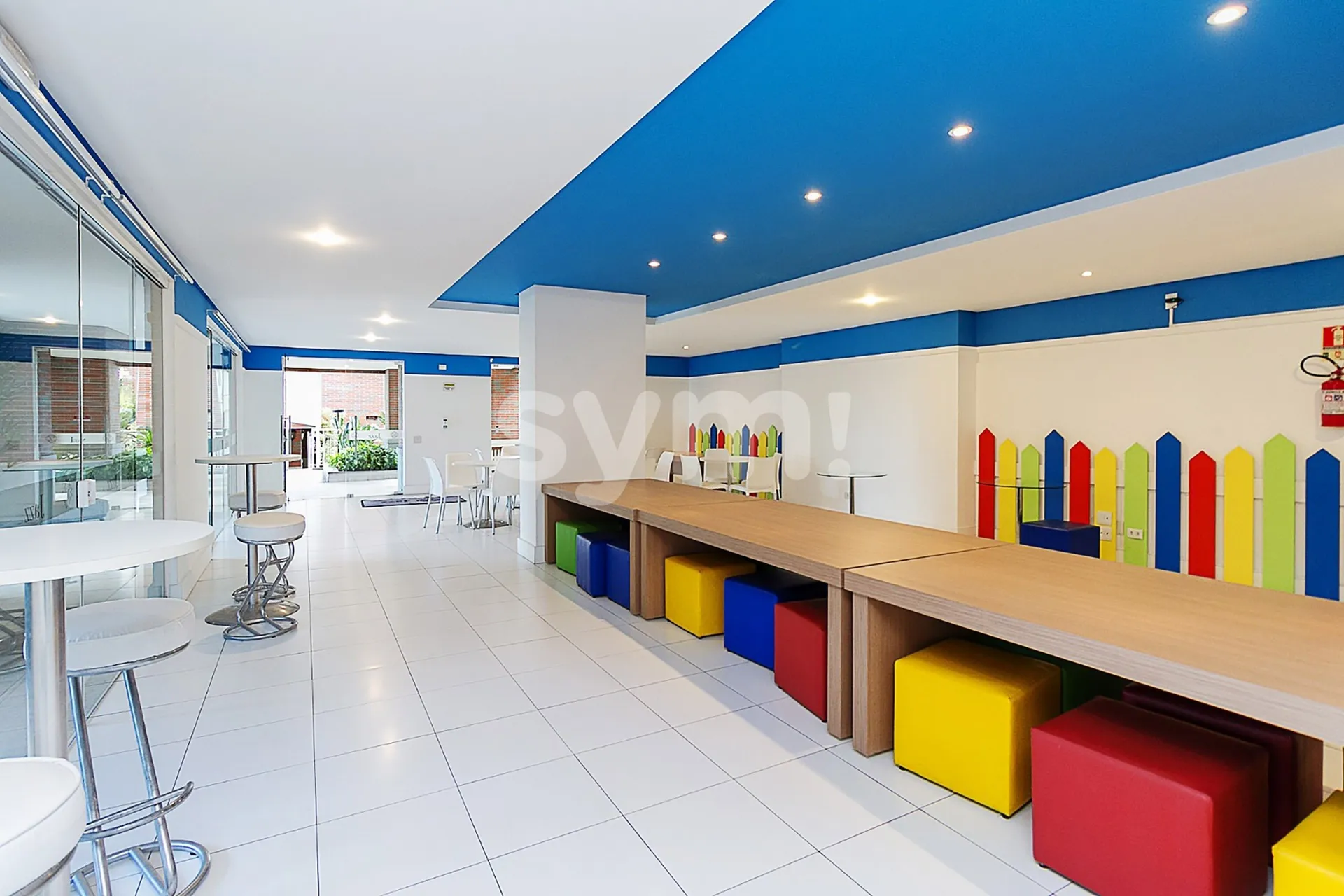 3-bedroom top-floor apartment with gas kitchen — photo 43