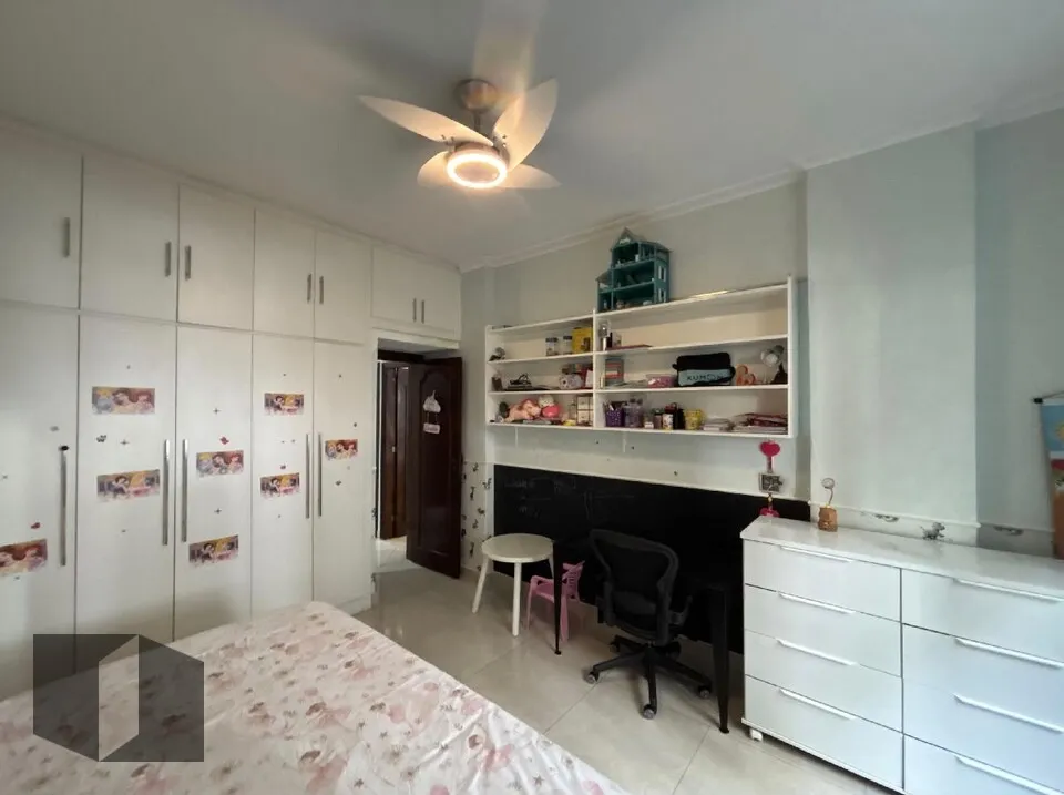 Furnished 3-bedroom apartment with open-plan kitchen — photo 14