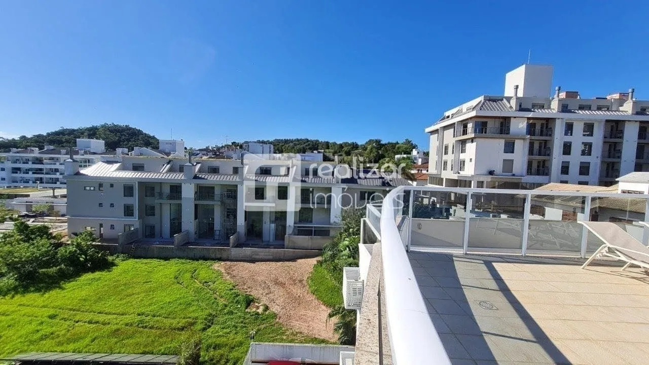 2-bedroom penthouse with 307 m² and 4 bathrooms — photo 9