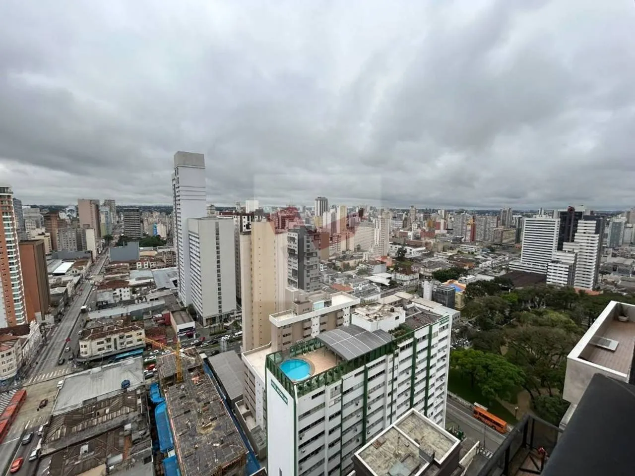 Apartamento mobiliado em condomínio com piscina coberta — photo 7
