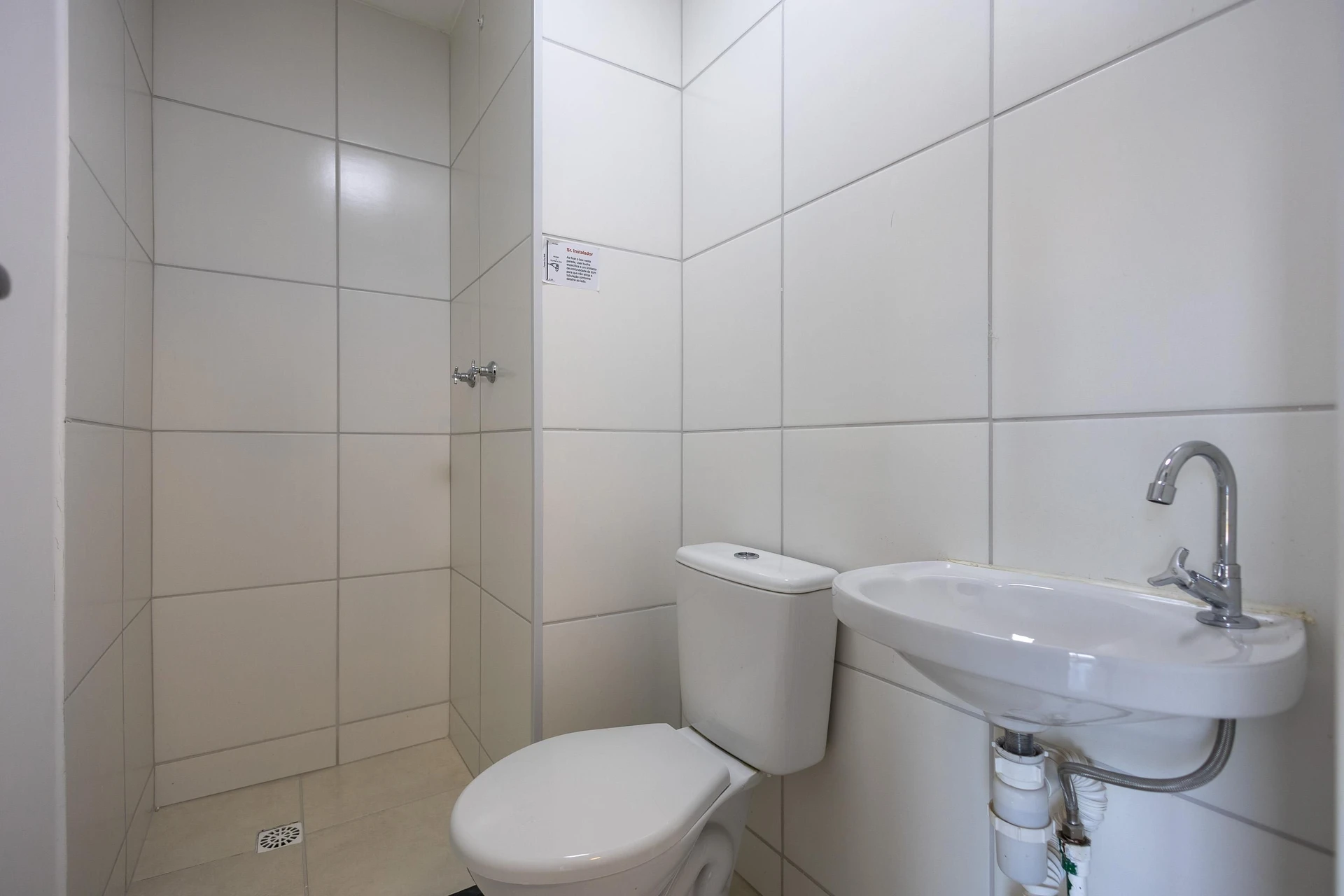 Apartamento sem mobília de 1 quarto com cozinha integrada — photo 6