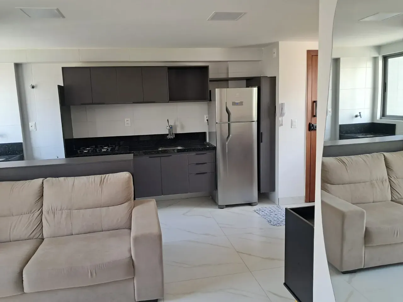 Мебльована квартира з 2 спальнями 60 м² на 6 поверсі
