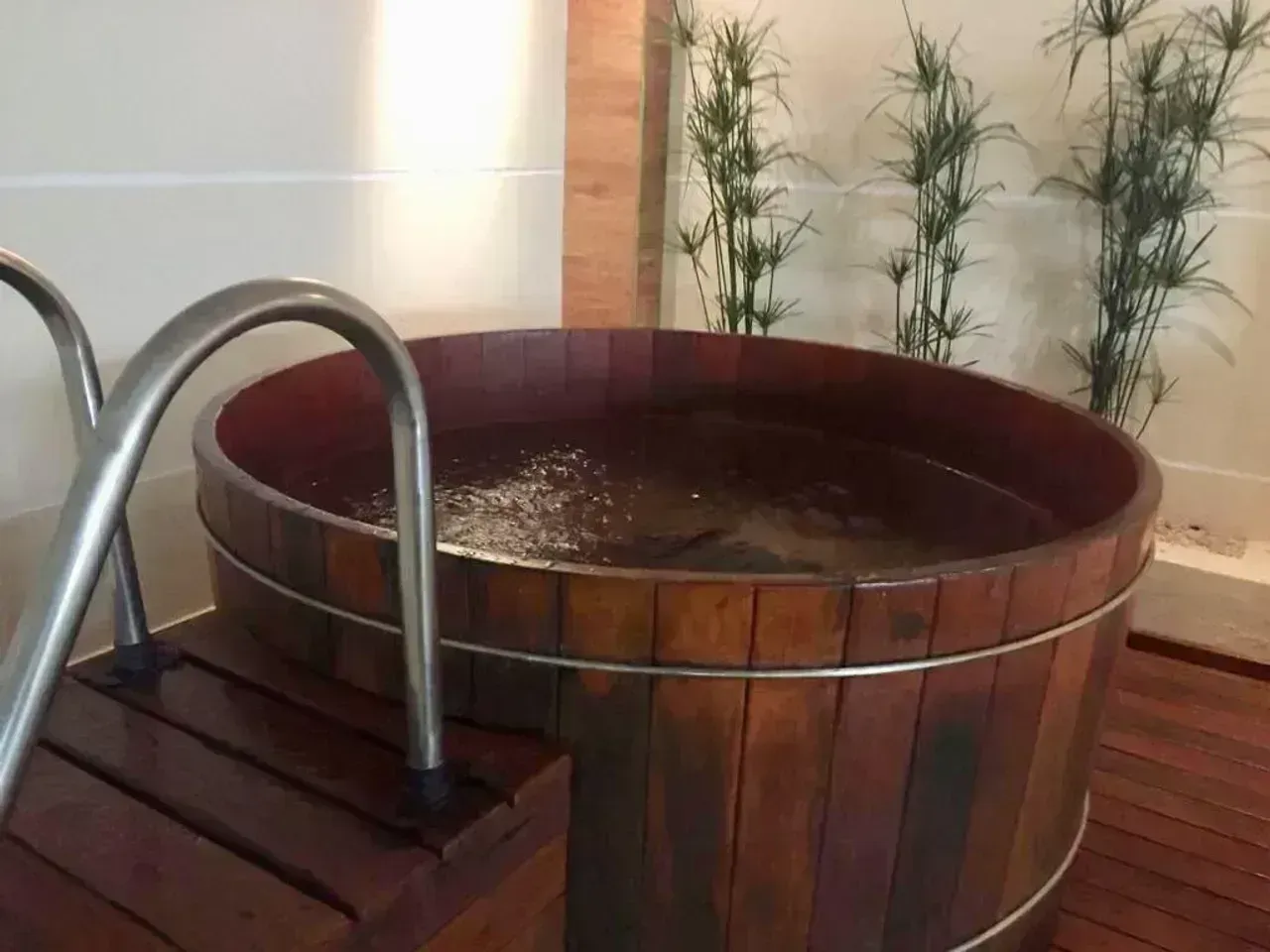 Furnished 4-bedroom apartment with 4 baths, 160 m² — photo 25