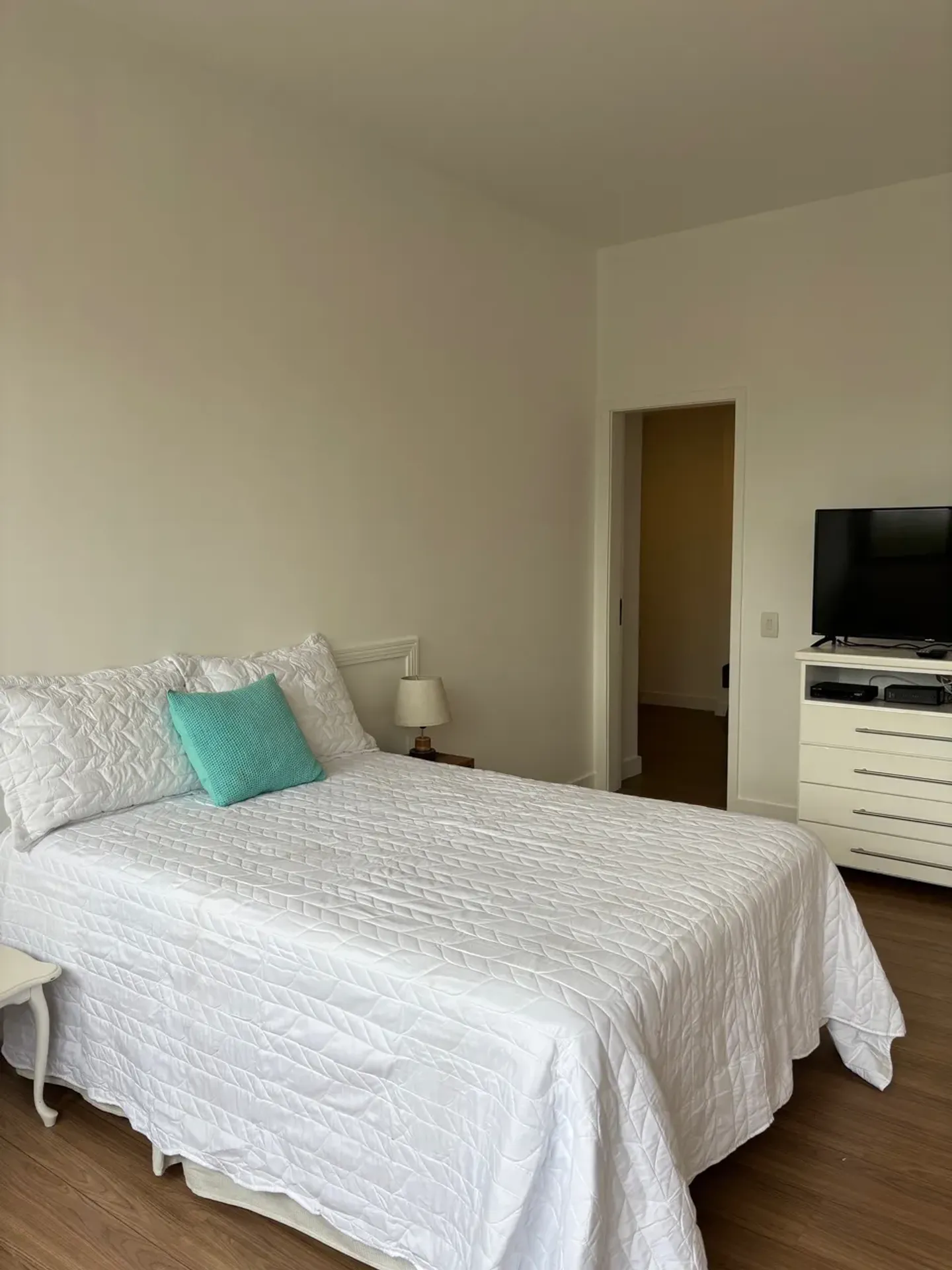 55 m² ground-floor apartment with 1 en-suite and private garden — photo 5