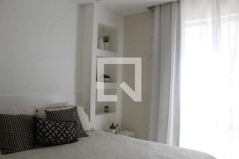 Casa em condomínio com 4 quartos e 117 m² — photo 38