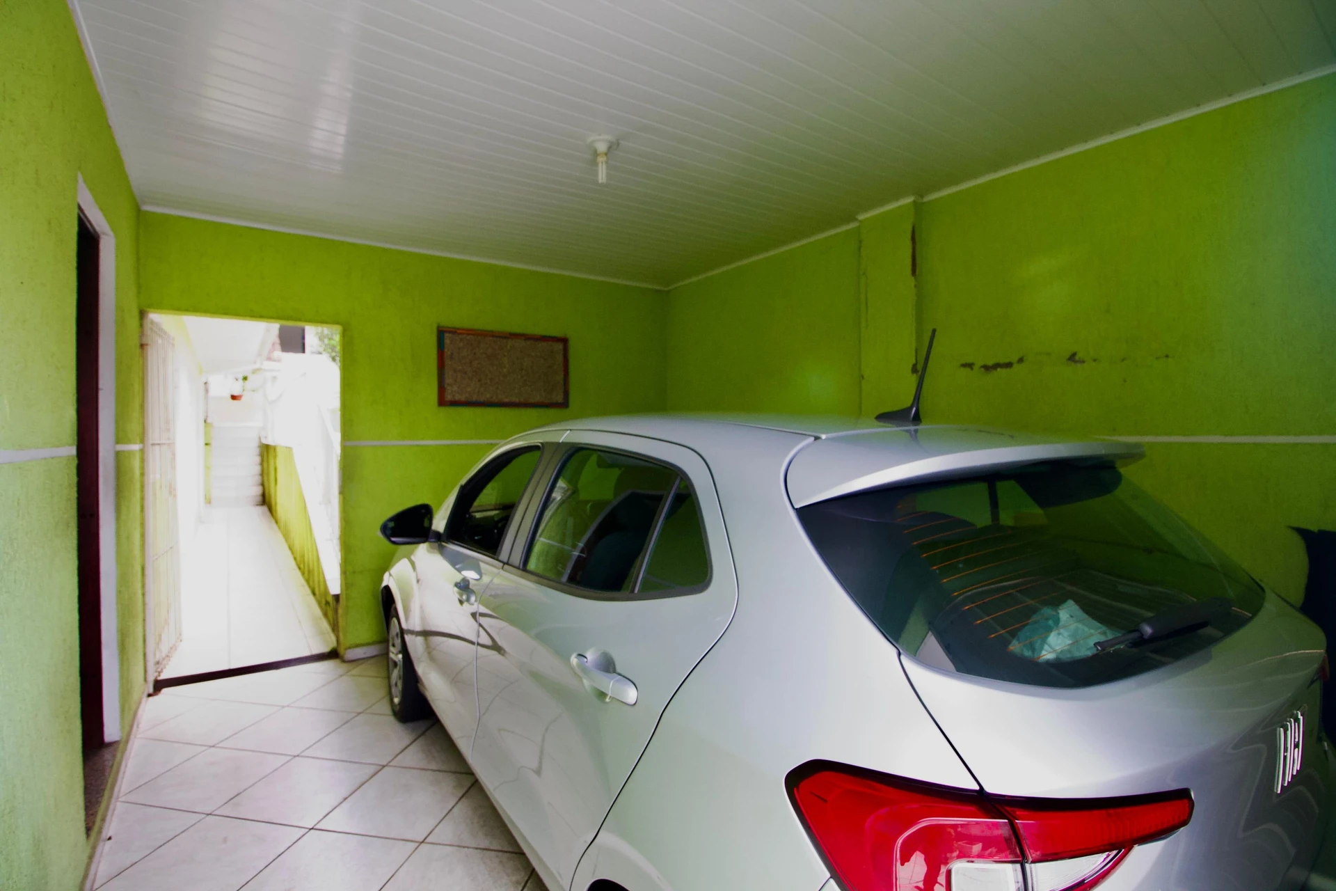 360 m² house with a home office and a garden — photo 13