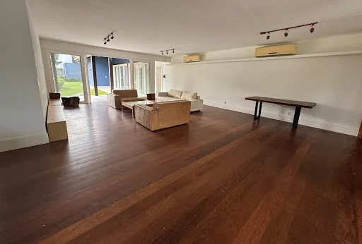 Casa con 5 dormitorios y 3 suites, cocina cerrada a gas — photo 7