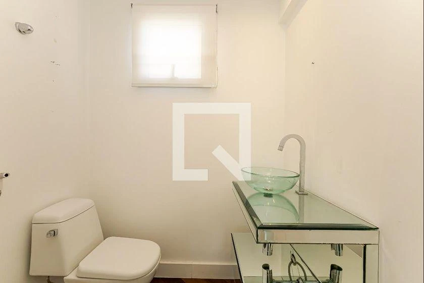 Furnished apartment with 3 en-suite bedrooms and 211 m² — photo 45