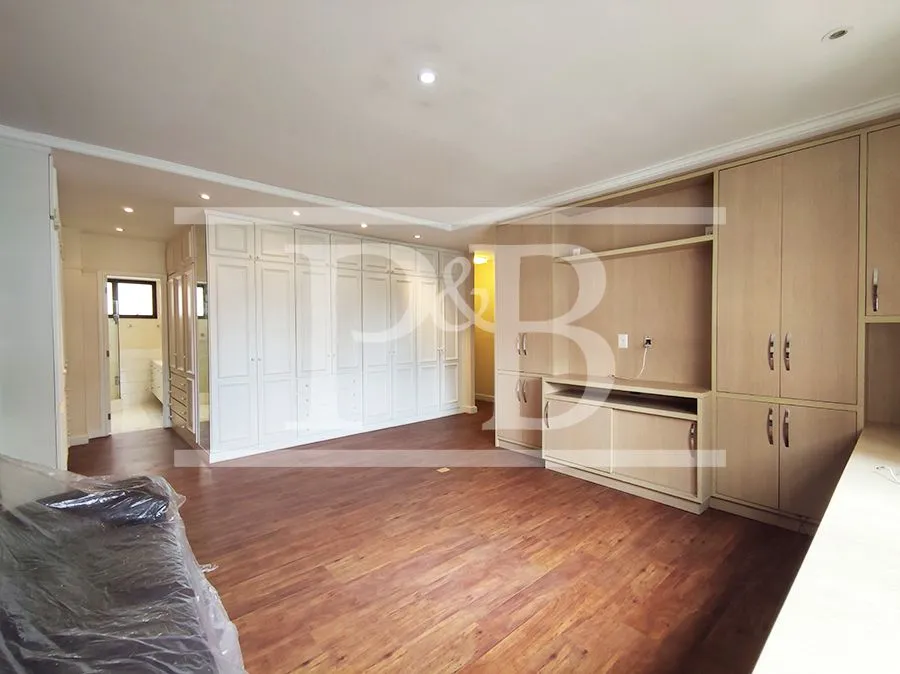 Apartamento com 3 dormitórios de 294 m² e 4 vagas — photo 7