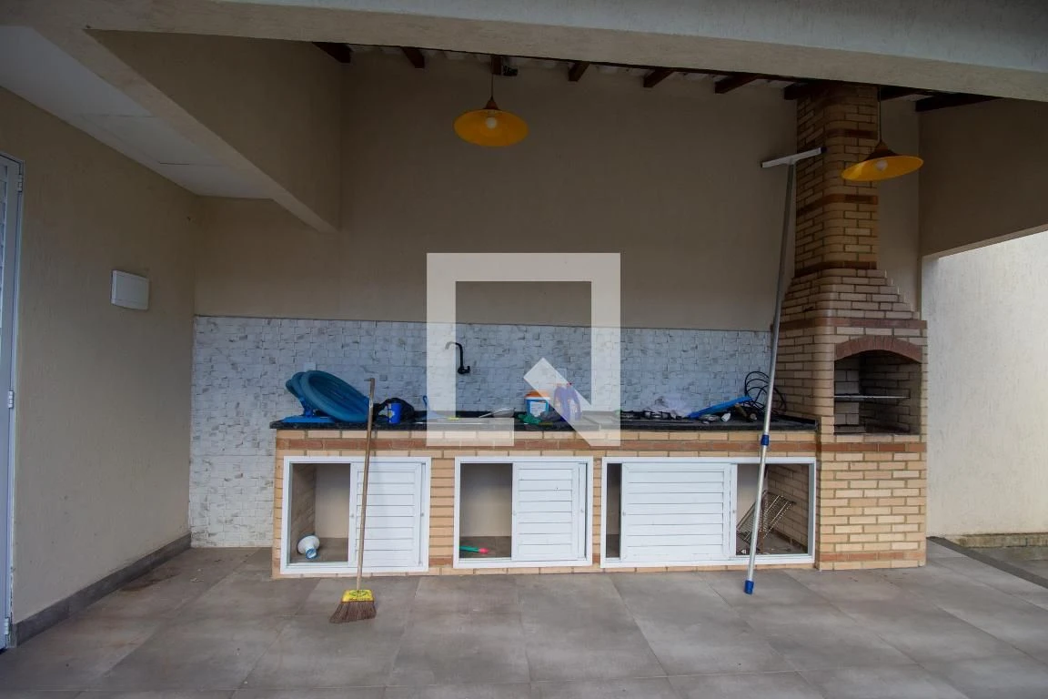 Дом 220 м² с грилем на балконе и собственным бассейном — photo 42