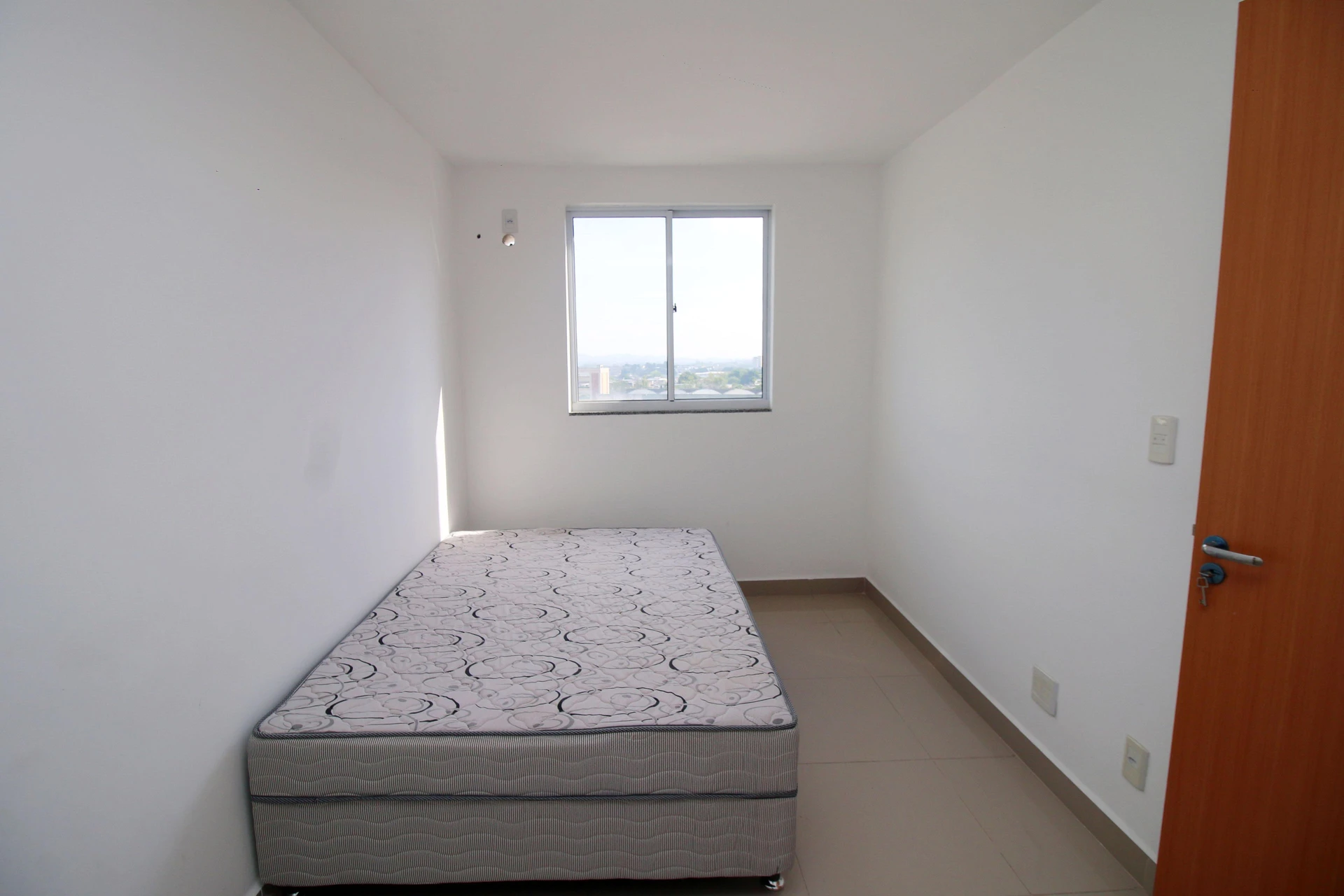 Apartamento de 2 quartos em condomínio com academia — photo 7