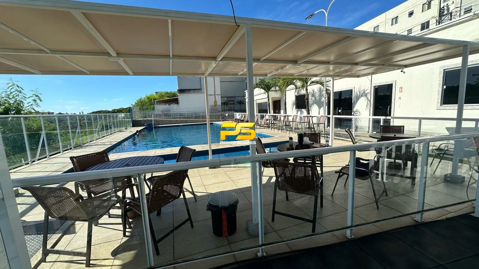 Apartamento mobiliado com 2 quartos e 1 banheiro — photo 9