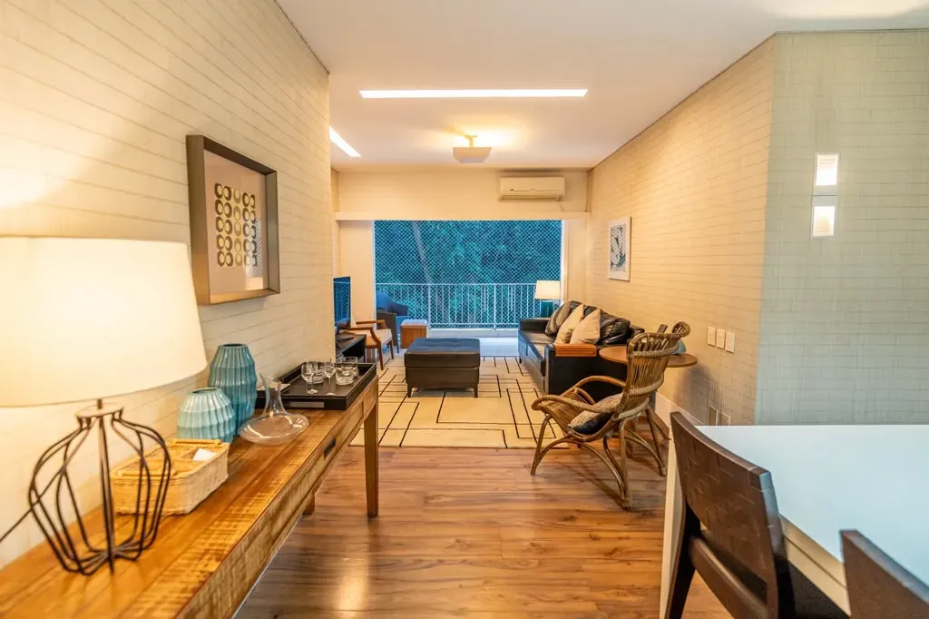 Rental apartment with 4 bedrooms and 125 m² — photo 2