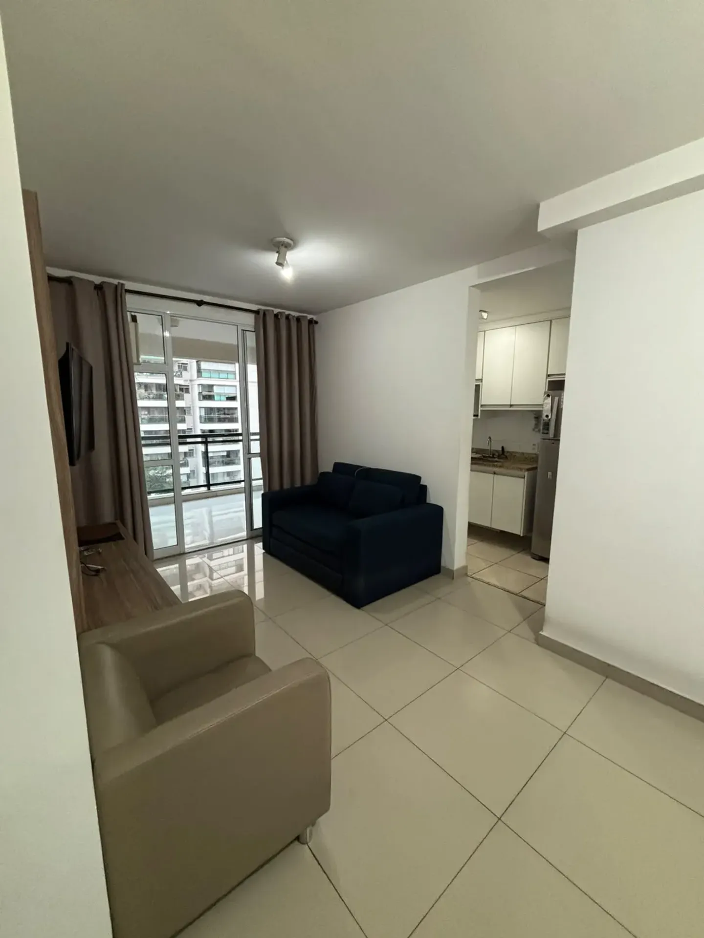 Furnished apartment, 70 m², with a washing machine — photo 11