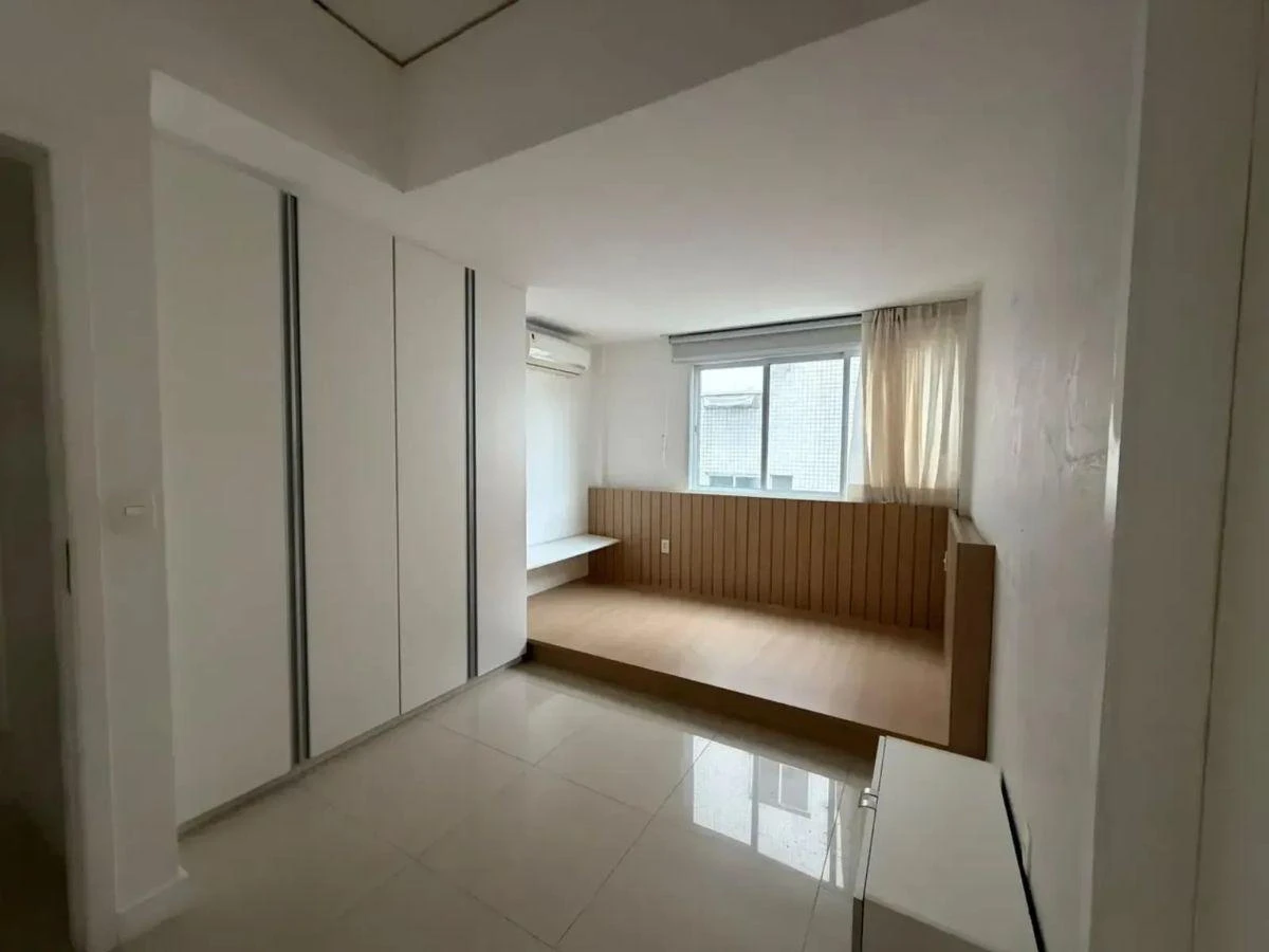 Furnished apartment, 90 m², with a washing machine — photo 7