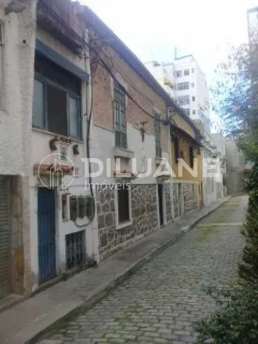 Unfurnished 1-bedroom apartment with 1 bathroom and parking — photo 20