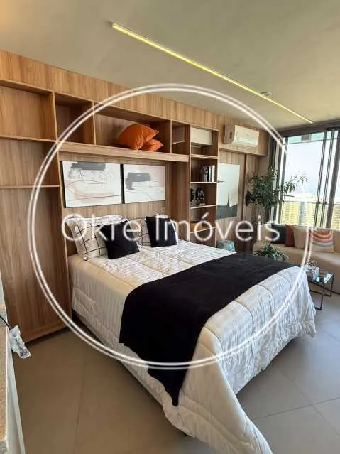 1-bedroom apartment with a glass-enclosed balcony — photo 9