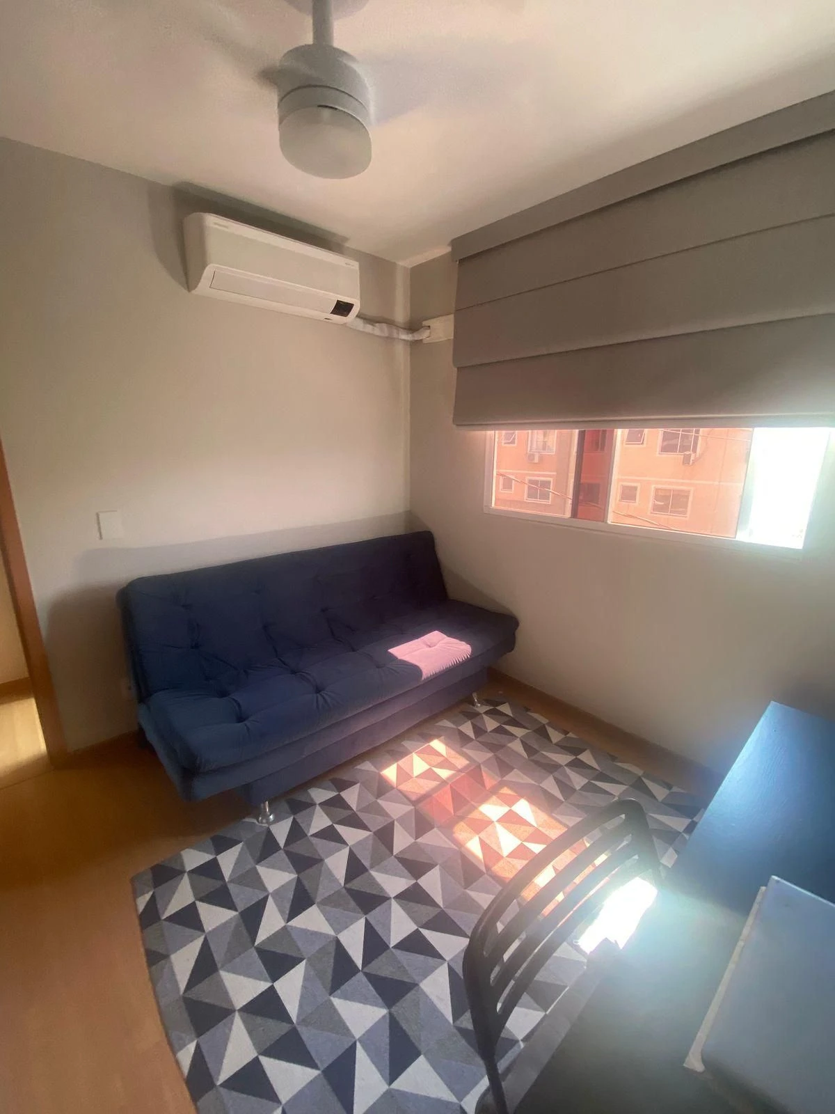 Apartamento mobiliado com 2 quartos e vaga de garagem — photo 2