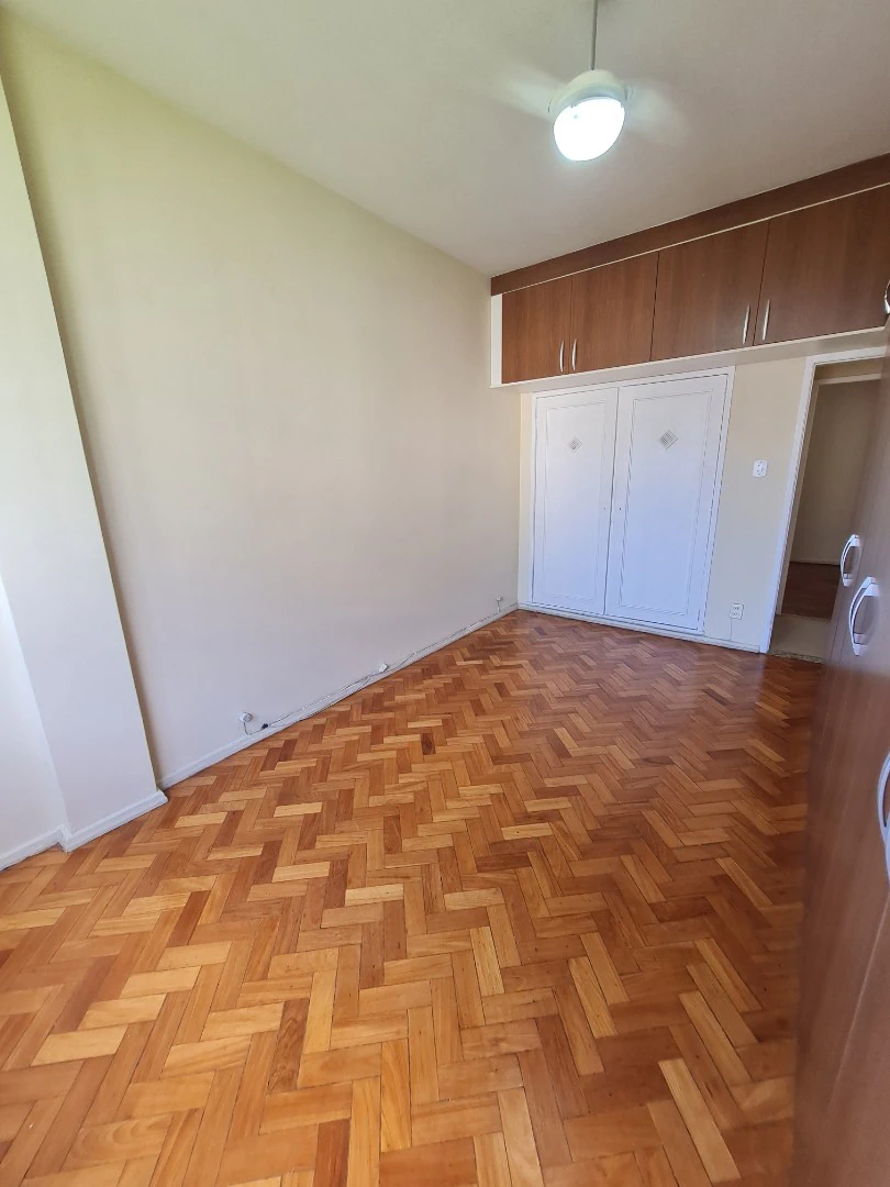 100 m² apartment with 3 bedrooms and an extra room — photo 15