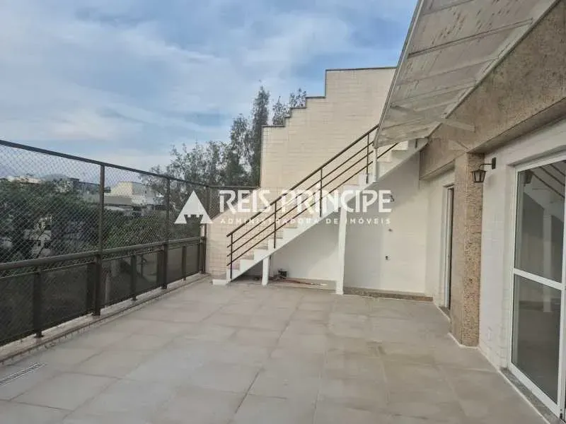 Duplex top-floor apartment with 3 bedrooms and balcony grill — photo 16