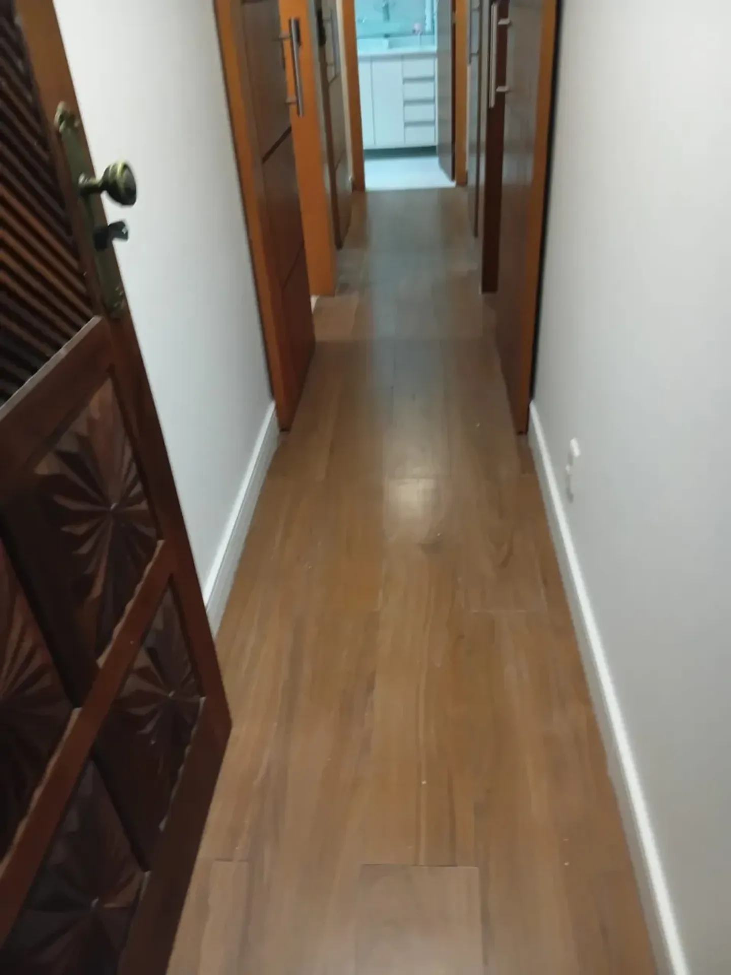 75 m² apartment with a walk-in closet and a home office — photo 39